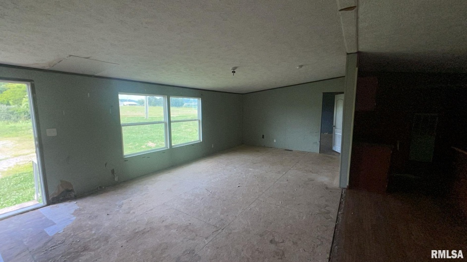 708 Route 146, Cave In Rock, Illinois 62919, 3 Bedrooms Bedrooms, 0 ,2 BathroomsBathrooms,Residential,For Sale,Route 146,0,RMAEB459421