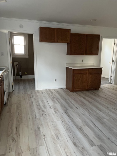 318 RAYMOND Street, Harrisburg, Illinois 62946, 3 Bedrooms Bedrooms, 0 ,1 BathroomBathrooms,Residential,For Sale,RAYMOND,0,RMAEB459423