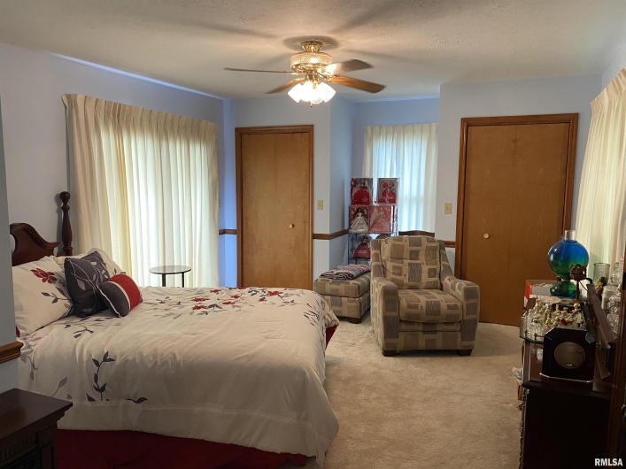 401 1ST Street, Karnak, Illinois 62956, 3 Bedrooms Bedrooms, 0 ,2 BathroomsBathrooms,Residential,For Sale,1ST,0,RMAEB458961