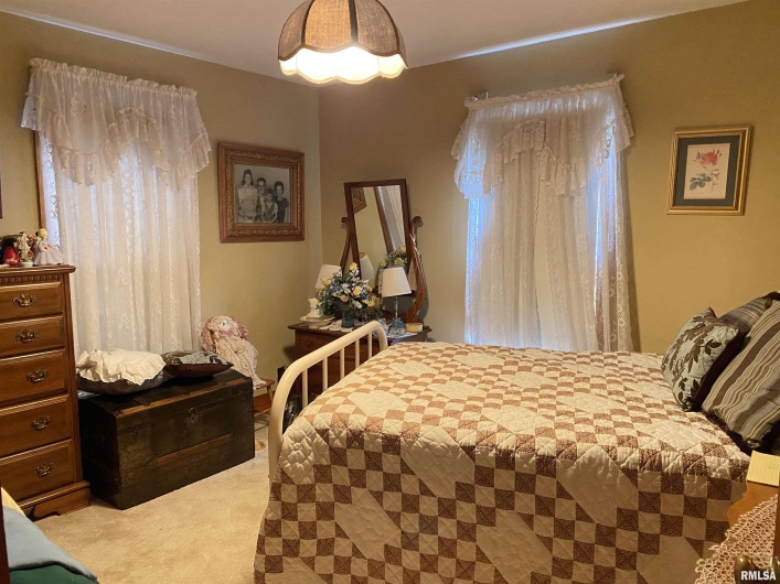 401 1ST Street, Karnak, Illinois 62956, 3 Bedrooms Bedrooms, 0 ,2 BathroomsBathrooms,Residential,For Sale,1ST,0,RMAEB458961
