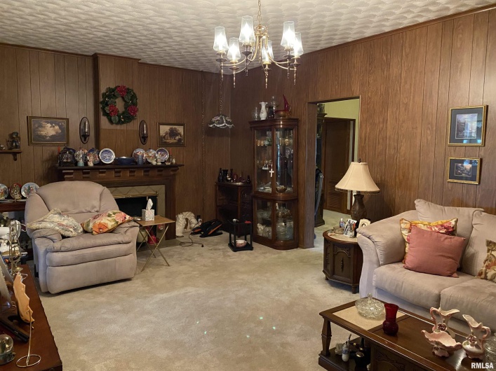 401 1ST Street, Karnak, Illinois 62956, 3 Bedrooms Bedrooms, 0 ,2 BathroomsBathrooms,Residential,For Sale,1ST,0,RMAEB458961