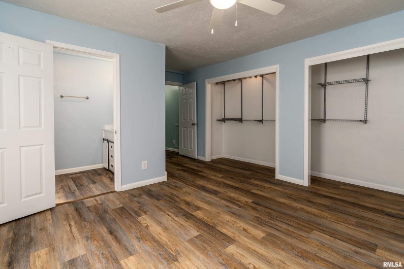 1704 Copeland Street, Marion, Illinois 62959, 3 Bedrooms Bedrooms, 0 ,2 BathroomsBathrooms,Residential,For Sale,Copeland,0,RMAEB459053