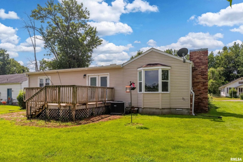 1704 Copeland Street, Marion, Illinois 62959, 3 Bedrooms Bedrooms, 0 ,2 BathroomsBathrooms,Residential,For Sale,Copeland,0,RMAEB459053