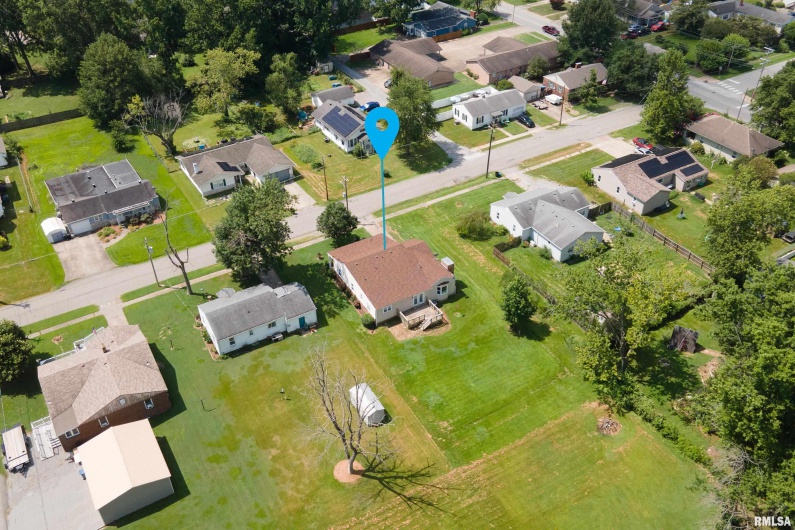 1704 Copeland Street, Marion, Illinois 62959, 3 Bedrooms Bedrooms, 0 ,2 BathroomsBathrooms,Residential,For Sale,Copeland,0,RMAEB459053