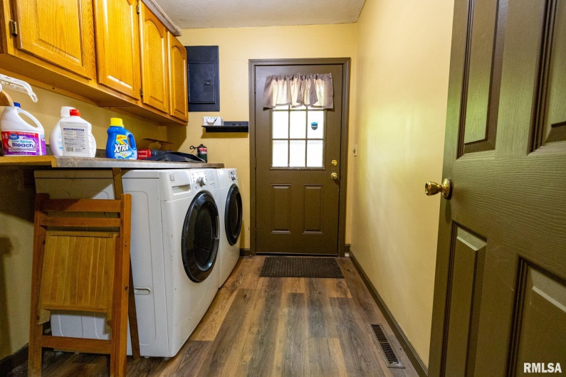 14 Bushwack Cutoff Road, Golconda, Illinois 62938, 2 Bedrooms Bedrooms, 0 ,1 BathroomBathrooms,Residential,For Sale,Bushwack Cutoff,0,RMACA1038746
