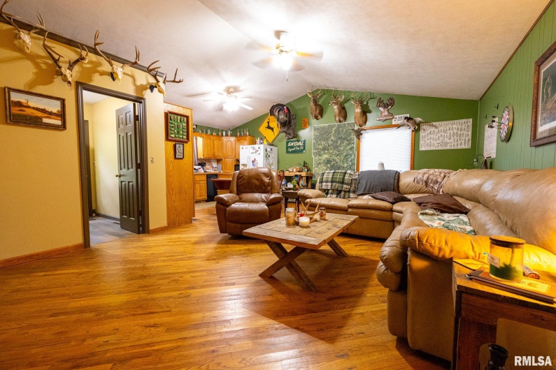 14 Bushwack Cutoff Road, Golconda, Illinois 62938, 2 Bedrooms Bedrooms, 0 ,1 BathroomBathrooms,Residential,For Sale,Bushwack Cutoff,0,RMACA1038746