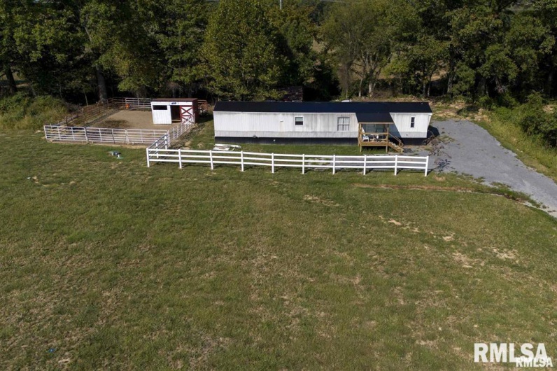 10685 JC Lane, Marion, Illinois 62959, 0 , 0 ,0,Residential Income,For Sale,JC,0,RMAEB459427