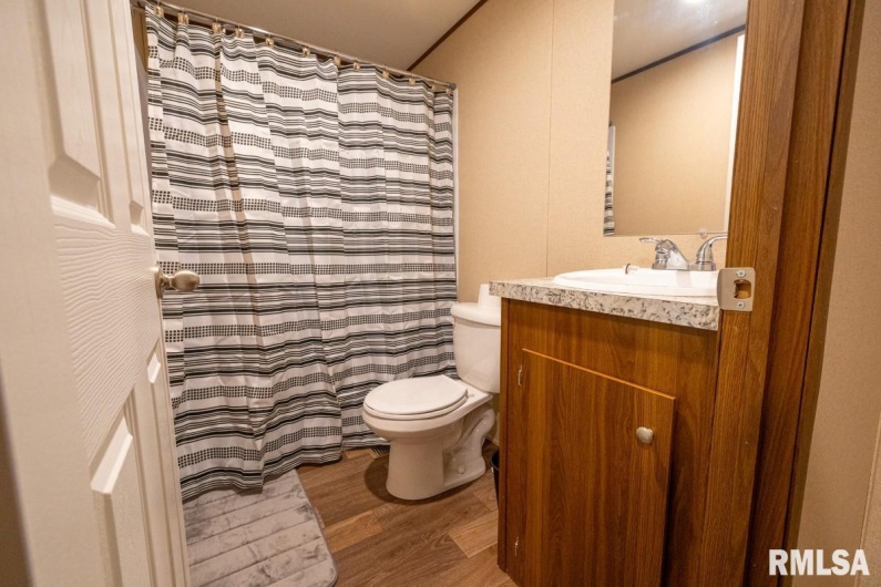 6445 State Route 146 E Highway, Vienna, Illinois 62995, 3 Bedrooms Bedrooms, 0 ,2 BathroomsBathrooms,Residential,For Sale,State Route 146 E,0,RMACA1038747