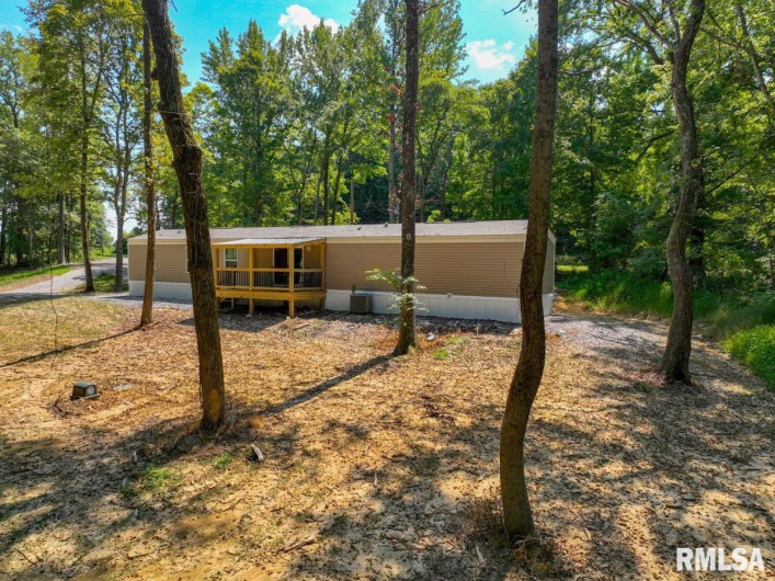 6445 State Route 146 E Highway, Vienna, Illinois 62995, 3 Bedrooms Bedrooms, 0 ,2 BathroomsBathrooms,Residential,For Sale,State Route 146 E,0,RMACA1038747
