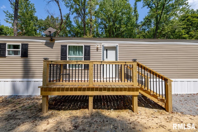 6445 State Route 146 E Highway, Vienna, Illinois 62995, 3 Bedrooms Bedrooms, 0 ,2 BathroomsBathrooms,Residential,For Sale,State Route 146 E,0,RMACA1038747