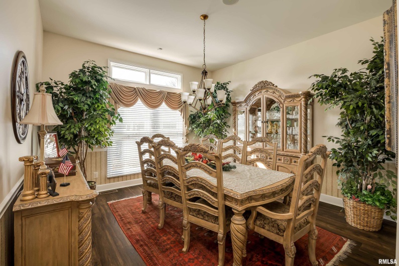 1410 BRADFORD Lane, Carbondale, Illinois 62901, 4 Bedrooms Bedrooms, 0 ,3 BathroomsBathrooms,Residential,For Sale,BRADFORD,0,RMAEB459431
