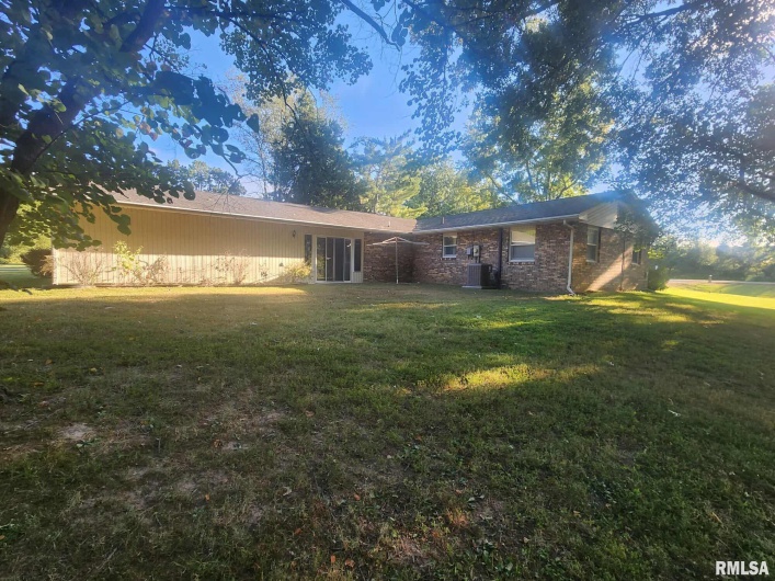 502 Mayor Caliper Street South, Carterville, Illinois 62918, 3 Bedrooms Bedrooms, 0 ,1 BathroomBathrooms,Residential,For Sale,Mayor Caliper,0,RMAEB459433