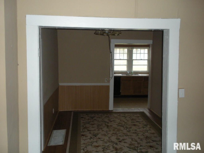 524 17TH Street, Murphysboro, Illinois 62966, 2 Bedrooms Bedrooms, 0 ,1 BathroomBathrooms,Residential,For Sale,17TH,0,RMAEB459447