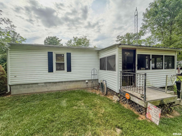 325 WEBSTER Street, Herrin, Illinois 62948-3109, 2 Bedrooms Bedrooms, 0 ,1 BathroomBathrooms,Residential,For Sale,WEBSTER,0,RMAQC4266753