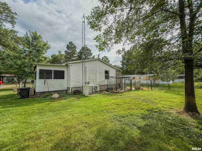 325 WEBSTER Street, Herrin, Illinois 62948-3109, 2 Bedrooms Bedrooms, 0 ,1 BathroomBathrooms,Residential,For Sale,WEBSTER,0,RMAQC4266753