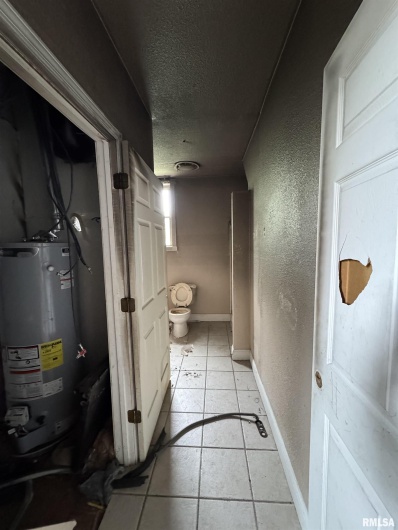 505 MAIN Street, Carbondale, Illinois 62901, 7 Bedrooms Bedrooms, 0 ,1 BathroomBathrooms,Residential,For Sale,MAIN,0,RMAEB459452