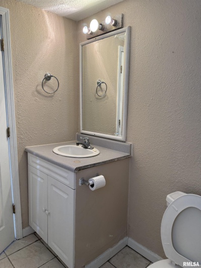 505 MAIN Street, Carbondale, Illinois 62901, 7 Bedrooms Bedrooms, 0 ,1 BathroomBathrooms,Residential,For Sale,MAIN,0,RMAEB459452