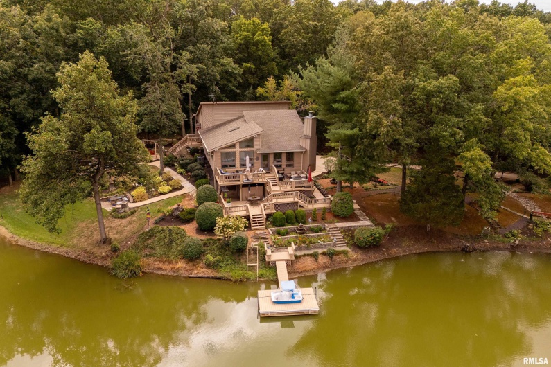 173 Lake Indian Hills Circle, Carbondale, Illinois 62902, 5 Bedrooms Bedrooms, 0 ,3 BathroomsBathrooms,Residential,For Sale,Lake Indian Hills,0,RMAEB459456