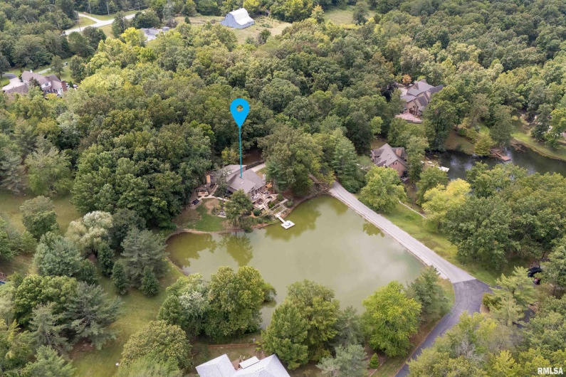 173 Lake Indian Hills Circle, Carbondale, Illinois 62902, 5 Bedrooms Bedrooms, 0 ,3 BathroomsBathrooms,Residential,For Sale,Lake Indian Hills,0,RMAEB459456