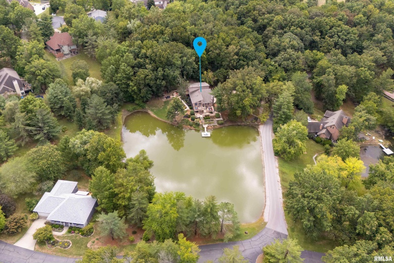 173 Lake Indian Hills Circle, Carbondale, Illinois 62902, 5 Bedrooms Bedrooms, 0 ,3 BathroomsBathrooms,Residential,For Sale,Lake Indian Hills,0,RMAEB459456