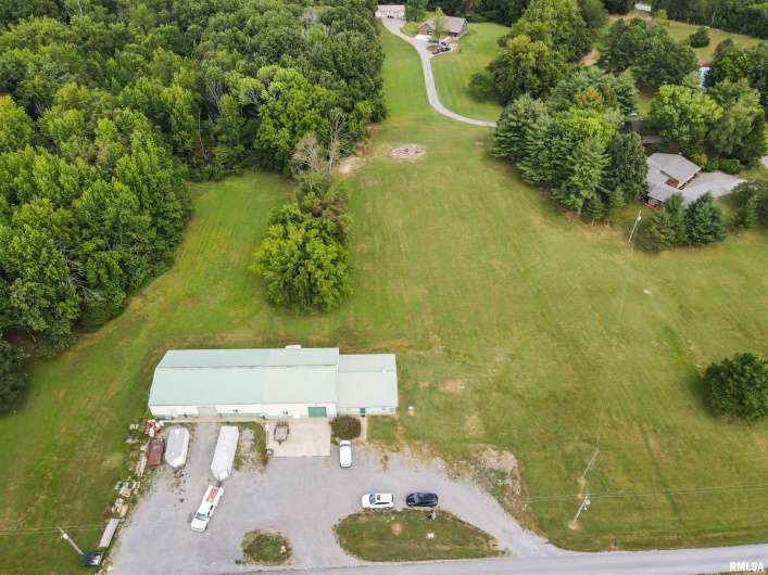 8130 Southfork Road, Marion, Illinois 62959, 3 Bedrooms Bedrooms, 0 ,0,Residential,For Sale,Southfork,0,RMAEB459461