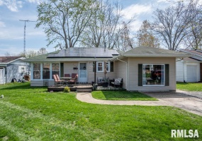 116 CIRCLE Drive, Herrin, Illinois 62948, 3 Bedrooms Bedrooms, 0 ,1 BathroomBathrooms,Residential,For Sale,CIRCLE,0,RMAQC4262148