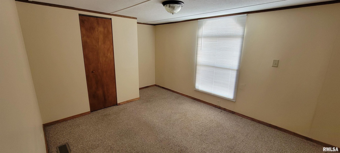 1535 Maureen Avenue Drive, Marion, Illinois 62959, 3 Bedrooms Bedrooms, 0 ,2 BathroomsBathrooms,Residential,For Sale,Maureen,0,RMAEB459466