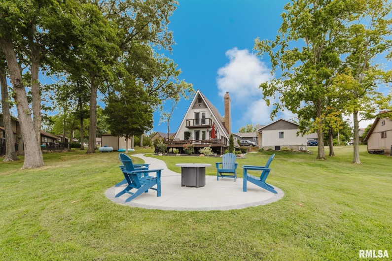 12050 MALIBU Lane, Marion, Illinois 62959, 4 Bedrooms Bedrooms, 0 ,2 BathroomsBathrooms,Residential,For Sale,MALIBU,0,RMAEB459470