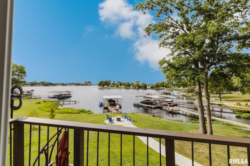 12050 MALIBU Lane, Marion, Illinois 62959, 4 Bedrooms Bedrooms, 0 ,2 BathroomsBathrooms,Residential,For Sale,MALIBU,0,RMAEB459470