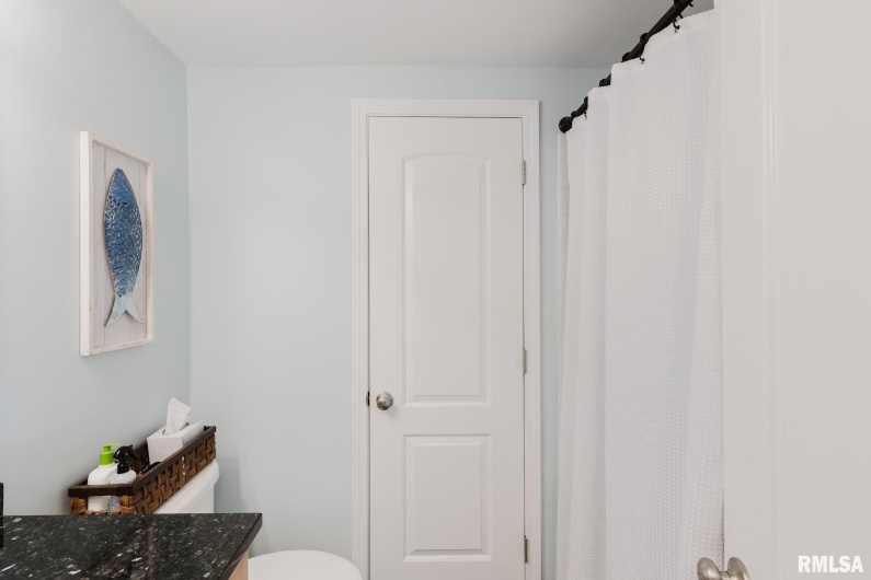 12050 MALIBU Lane, Marion, Illinois 62959, 4 Bedrooms Bedrooms, 0 ,2 BathroomsBathrooms,Residential,For Sale,MALIBU,0,RMAEB459470