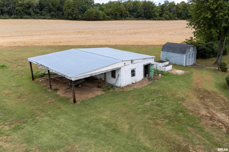 53 Private Road 1M Road, DeSoto, Illinois 62924, 3 Bedrooms Bedrooms, 0 ,1 BathroomBathrooms,Residential,For Sale,Private Road 1M,0,RMAEB459478