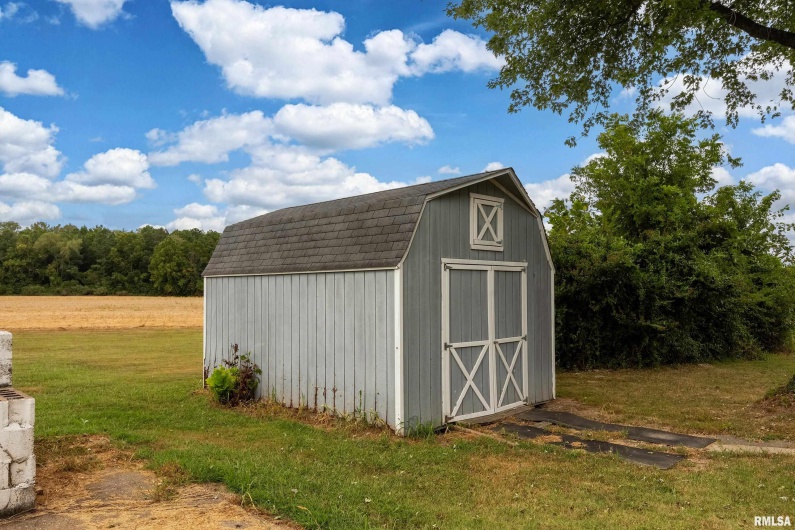 53 Private Road 1M Road, DeSoto, Illinois 62924, 3 Bedrooms Bedrooms, 0 ,1 BathroomBathrooms,Residential,For Sale,Private Road 1M,0,RMAEB459478
