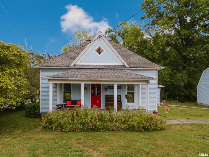 816 DIVISION Street, Carterville, Illinois 62918, 2 Bedrooms Bedrooms, 0 ,1 BathroomBathrooms,Residential,For Sale,DIVISION,0,RMAQC4266799