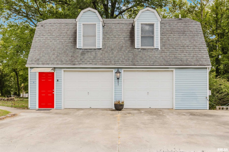 816 DIVISION Street, Carterville, Illinois 62918, 2 Bedrooms Bedrooms, 0 ,1 BathroomBathrooms,Residential,For Sale,DIVISION,0,RMAQC4266799