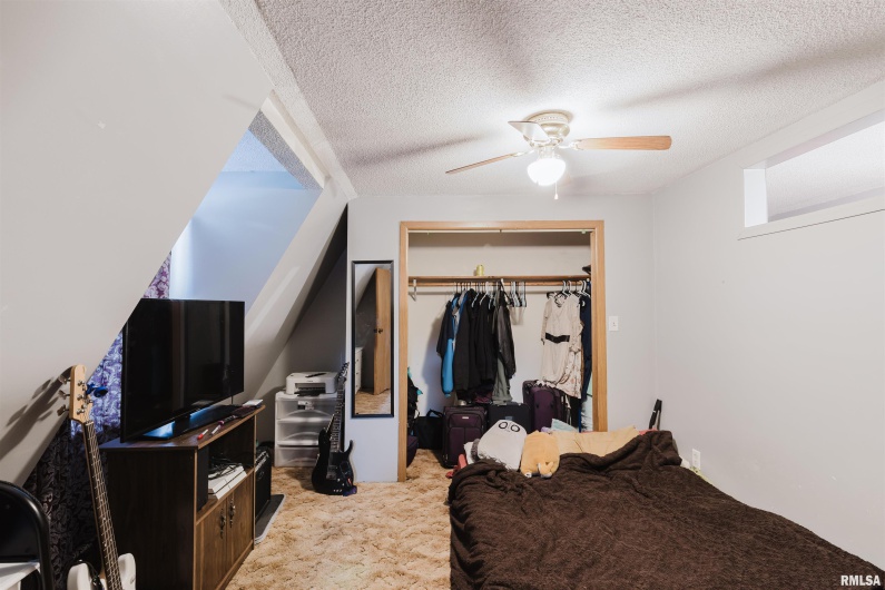 816 DIVISION Street, Carterville, Illinois 62918, 2 Bedrooms Bedrooms, 0 ,1 BathroomBathrooms,Residential,For Sale,DIVISION,0,RMAQC4266799