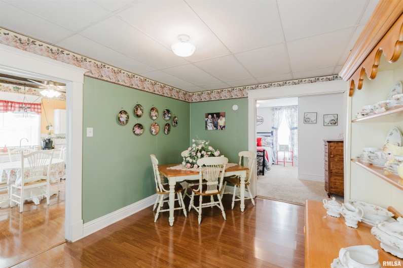 816 DIVISION Street, Carterville, Illinois 62918, 2 Bedrooms Bedrooms, 0 ,1 BathroomBathrooms,Residential,For Sale,DIVISION,0,RMAQC4266799