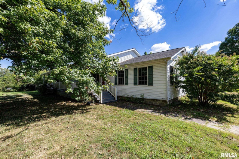 575 Wildcat Bluff Road, Vienna, Illinois 62995, 4 Bedrooms Bedrooms, 0 ,3 BathroomsBathrooms,Residential,For Sale,Wildcat Bluff,0,RMACA1038825