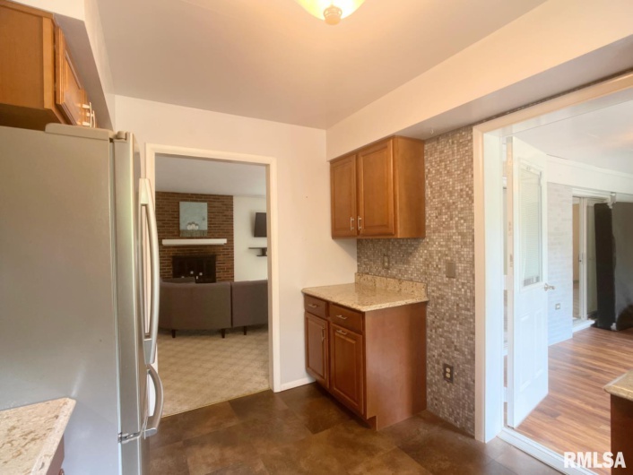 8994 Old Highway 13 Highway, Murphysboro, Illinois 62966, 4 Bedrooms Bedrooms, 0 ,2 BathroomsBathrooms,Residential,For Sale,Old Highway 13,0,RMAEB459484