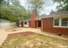 8994 Old Highway 13 Highway, Murphysboro, Illinois 62966, 4 Bedrooms Bedrooms, 0 ,2 BathroomsBathrooms,Residential,For Sale,Old Highway 13,0,RMAEB459484