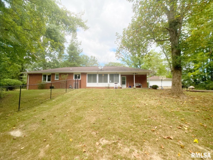 8994 Old Highway 13 Highway, Murphysboro, Illinois 62966, 4 Bedrooms Bedrooms, 0 ,2 BathroomsBathrooms,Residential,For Sale,Old Highway 13,0,RMAEB459484