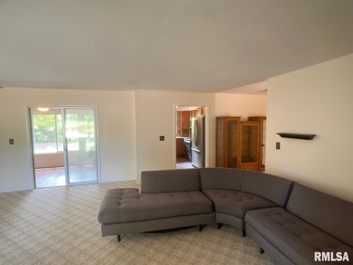 8994 Old Highway 13 Highway, Murphysboro, Illinois 62966, 4 Bedrooms Bedrooms, 0 ,2 BathroomsBathrooms,Residential,For Sale,Old Highway 13,0,RMAEB459484