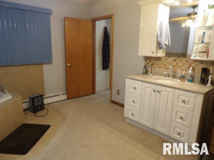 736 MILL Street, Carrier Mills, Illinois 62917, 3 Bedrooms Bedrooms, 0 ,4 BathroomsBathrooms,Residential,For Sale,MILL,0,RMAEB459487