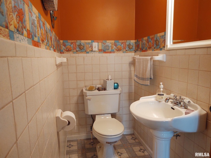 601 OHIO Street, Grand Chain, Illinois 62941, 4 Bedrooms Bedrooms, 0 ,2 BathroomsBathrooms,Residential,For Sale,OHIO,0,RMAEB459493