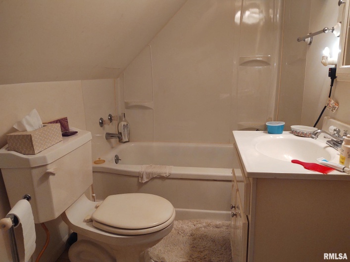 601 OHIO Street, Grand Chain, Illinois 62941, 4 Bedrooms Bedrooms, 0 ,2 BathroomsBathrooms,Residential,For Sale,OHIO,0,RMAEB459493