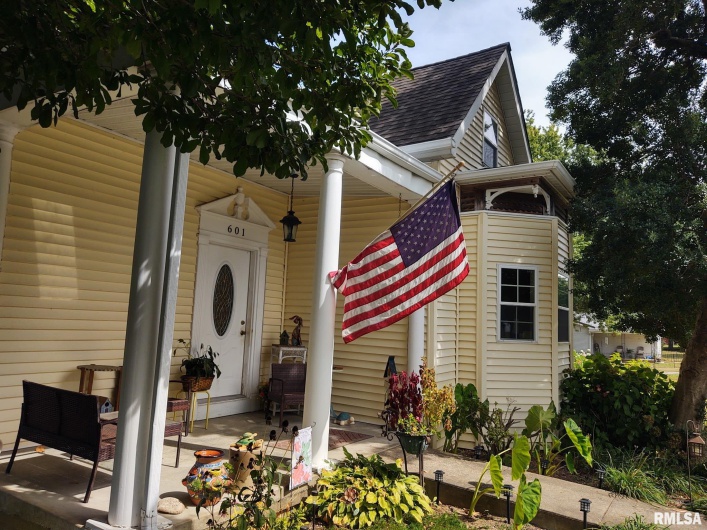601 OHIO Street, Grand Chain, Illinois 62941, 4 Bedrooms Bedrooms, 0 ,2 BathroomsBathrooms,Residential,For Sale,OHIO,0,RMAEB459493