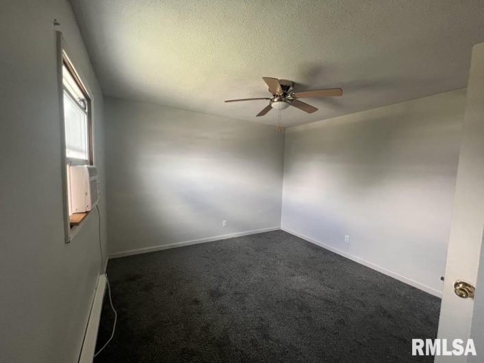9213 LEISURE Lane, Marion, Illinois 62959, 0 , 0 ,0,Residential Income,For Sale,LEISURE,0,RMAQC4266119