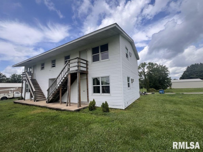9213 LEISURE Lane, Marion, Illinois 62959, 0 , 0 ,0,Residential Income,For Sale,LEISURE,0,RMAQC4266119