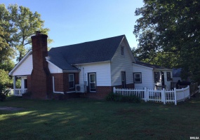 10 MAY Avenue, Buncombe, Illinois 62912, 2 Bedrooms Bedrooms, 0 ,1 BathroomBathrooms,Residential,For Sale,MAY,0,RMAQC4266829