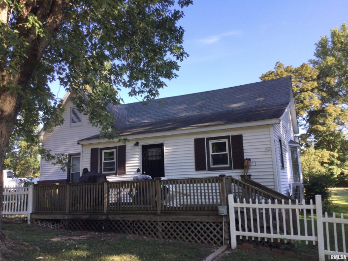 10 MAY Avenue, Buncombe, Illinois 62912, 2 Bedrooms Bedrooms, 0 ,1 BathroomBathrooms,Residential,For Sale,MAY,0,RMAQC4266829