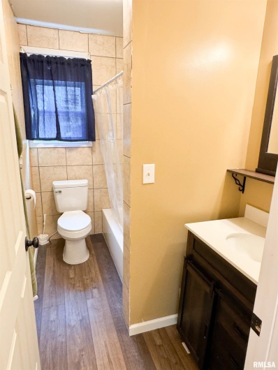 314 DOUGLAS Street, Anna, Illinois 62906, 2 Bedrooms Bedrooms, 0 ,1 BathroomBathrooms,Residential,For Sale,DOUGLAS,0,RMAEB459499